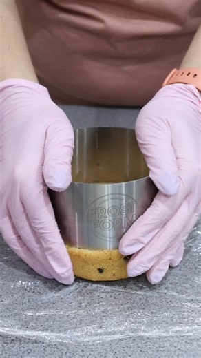 21K views · 400 reactions | Cake over Pie. Always. 來 www.frostform.com to order Frost Form 勺 We ship worldwide! | Frost Form | Facebook