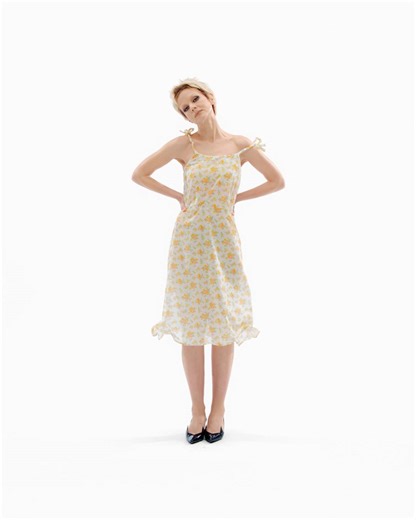 The Prada Spring/Summer 2025 campaign, starring Prada Ambassador Carey Mulligan in multiple roles, explores a notion of plurality, simultaneously celebrating individuality and the infinitely complex facets that comprise all identities. Discover more: https://tinyurl.com/yh7em3az #CareyMulligan filmed by Steven Meisel Creative direction by Ferdinando Verderi #PradaSS25 #Prada | Prada