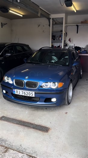 BMW E46 330d Touring med Airlift
