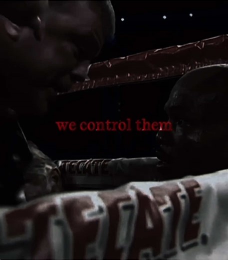 Check out my youtube for me content (Link in bio) #stayhard #boxing🥊 #grindtime #fireman