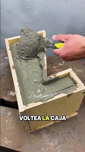 Concrete Level Pro Lamp