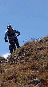 The rugged alpine descent is no match for the #YDXMORO07SE 🔥 📹 Brian Lopes | Yamaha Power Assist Bicycles