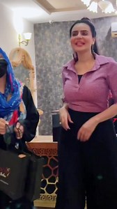 355K views · 8.1K reactions |  @dollyssignaturesalon | Fashion Icon Dolly | Facebook