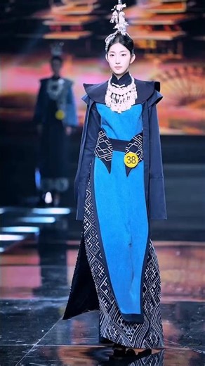 fashion show night 💯😱🔥#fashion #china #runway #catwalk #model #show #shorts