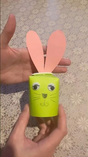Easy and fun DIY Easter bunny box tutorial! Crafts and DIY: bunny #tutorial