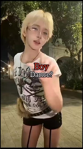 Epic Dance Battle: Boy vs Men