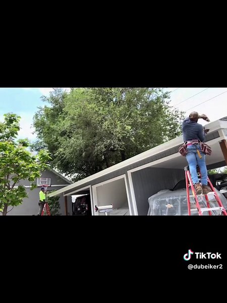 Seamless gutters and downspouts 🙏🏾🙏🏾#seamlessgutters #gutters #gutterinstallation #gutter