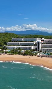 Comience el 2026 con la promesa de vacaciones en la playa. 🌴 Secrets Huatulco Resort & Spa es el paraíso solo adultos donde el romance se encuentra con la serenidad. http://spr.ly/6189C9tuF Make it part of your New Year’s resolutions! 🌊 🥂 Start 2026 with a vow to romance and relaxation. #SecretsHuatulco Resort & Spa is the adults-only paradise where love meets serenity. http://spr.ly/6180C9tu2 | Secrets Huatulco Resort & Spa