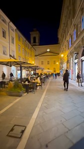 488 reactions · 12 shares | Vie di Trieste Le riconoscete??樂⤵️ #tourpertrieste #trieste | TOUR PER TRIESTE | Facebook