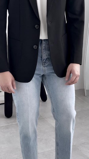 Go out with a blazer 😎 | LIMER