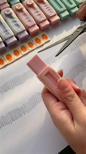 Automatic Eraser Cleans Homework Instantly #shorts #stationery