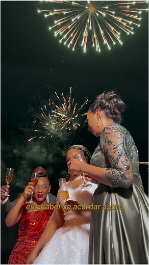 ARREPIEI quando disseste que sentiste as ORAÇÕES feitas no Bolo 🤯🤯Realmente houve orações no Bolo, tenho orado para cada bolo que fizemos 🙌🏾Deus te usou para responder as minhas orações 🙏🏾🙌🏾Muito Obrigada meu Deus 😭😭😭😭TODA HONRA E TODA GLÓRIA A NOSSO SENHOR JESUS CRISTO 🙌🏾🙏🏾👰🏽 @ricardinha19 🍰 @noivos.padrinhos.cakes Assessoria: @ocaminhoparaoaltar | Noivos & Padrinhos