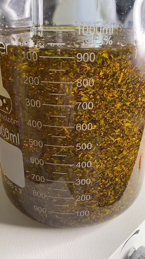 Homemade Peppermint Beard Oil Recipe for Men