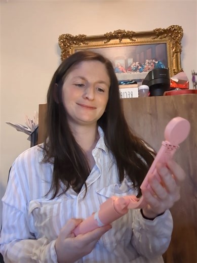 hi I'm a fast reader but that ai script goes at an insane speed anyway shop my showcase #tiktokshop #ttshop #tiktokshopfinds #ttsaffiliate