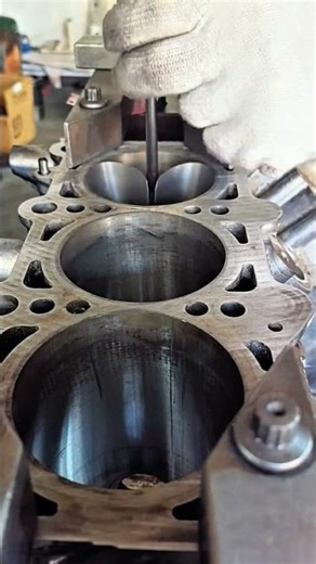 “Engine Cylinder Honing Process ⚙️”“Precision Engine Block Machining 🔩” #works
