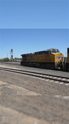Union Pacific Power-move With an SD70M duo in Roseville