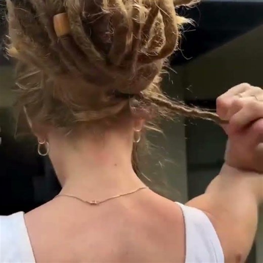 Dread Bun & Cotton Tie Up Headband Dreadlock Hairstyle Mountain Dreads #headbandstyle #dreadstyles
