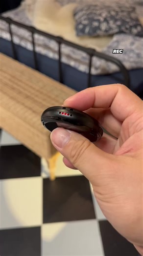 Long battery recorder with ultra magnetic which make it easy to hide!#voicerecorder #wifeandhusband #cheater #tiktokshopmakemebuyit #secret