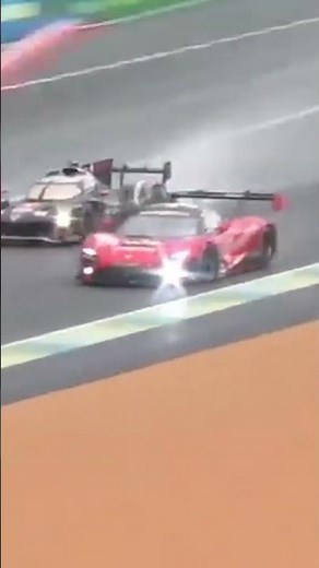 Toyota Spins Chasing Ferrari at Le Mans 😮