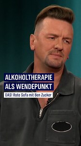 Ben Zucker hat bei DAS! Rote Sofa seine Biografie vorgestellt und Einblicke in sein bewegtes Leben als Schlagersänger gegeben. Der Berliner hat auch erzählt, wie er erkannt hat, dass er Hilfe braucht, um mit seiner Alkoholsucht umzugehen. Der ganze Talk: https://1.ard.de/DAS!_Rote_Sofa_mit_Ben_Zucker | NDR Fernsehen