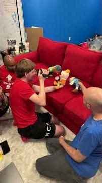 NICOLAS CAGE IS GOING TO STEAL GIRL SCOUT COOKIES?! 🍪