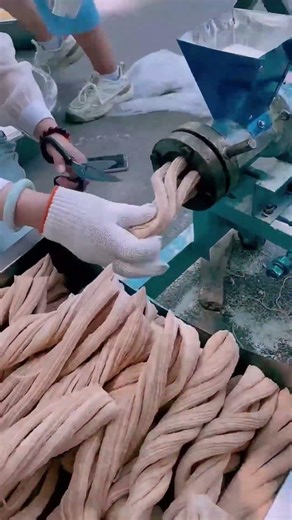 Multi function grain extruder snack making process #machine #shorts