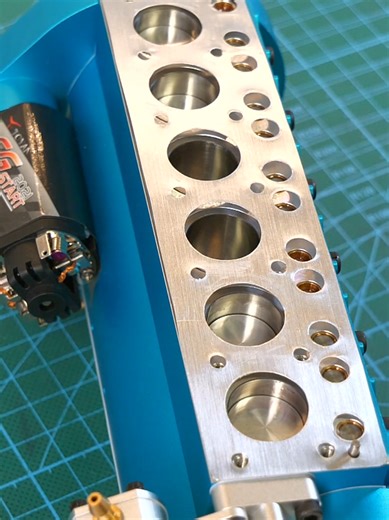 10,000 RPM Micro Straight SIX - Cylinder Head #rc #engine #6cylinder | engine