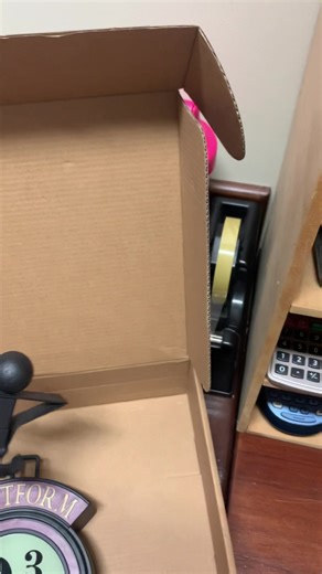 Congrats Paula Henderson! Harry Potter fans? This light just got delivered by Santa! If you or your kid are potter fans, comment below 👇🏼 At 6pm I’ll get the random selector machine to pick a person! Feel free to tag the potter fans here! And make sure you like our page! | Hokitika's Regent Theatre