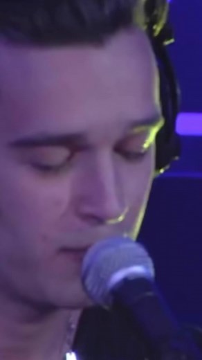 The 1975 cover 1D in the Live Lounge (2013)