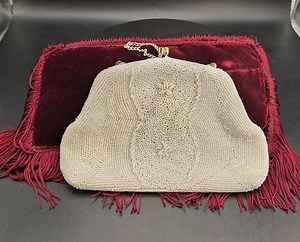 Vintage 1960s Ivory Beaded Evening Purse, Cream Seed Bead Clutch - Etsy Canada