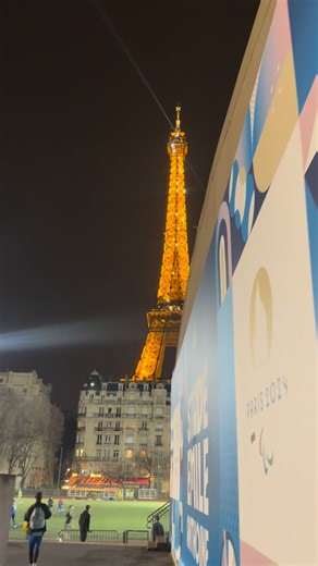 Sarah Chahi on Instagram: "I went to the city of Love, only to fall in love with running all over again ✨🏃‍♀️ #paris #parisbynight #run #runner #strava"