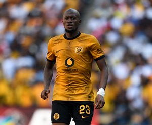 Kasi soccer skills: Kaizer Chiefs' Sifiso Hlanti kasi skills [video]