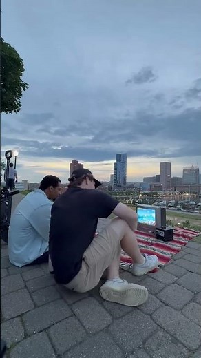 Gaming in the wild with @firefox gives me main character energy #firefoxpartner