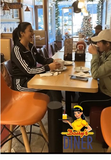 Discover Daisy's Diner: Park Slope's Modern Twist on Classics