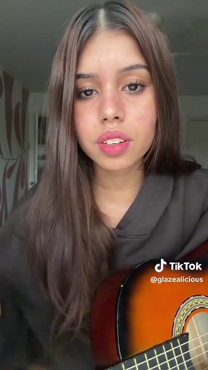 less intro whole song guitar tutorial! this took a while to edit but it's lowk the best tut i've made in a while so wtv #oliviarodrigo #guitartutorial #yspsfagsil #sour #guts