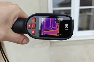 Isolation : 5 méthodes efficaces pour réduire les ponts thermiques des fenêtres