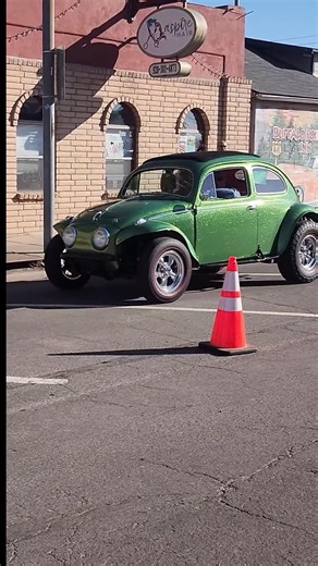 4.9K views · 154 reactions | Vintage Cars Cruising Route 66 in Williams Arizona | Route 66 Road Relics | Facebook