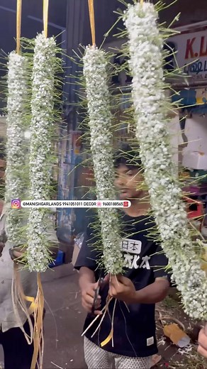 Manish garlands🌹decor on Instagram: "GARLAND Collection 🌸 Garland Booking number Call / WhatsApp- 9941051011 & 8778058630 Decorations & Garland🌸 for enquiry- call / WhatsApp- 9600188565 & 9944855957 Contact us for ur Dream Wedding garlands at affordable price 😊.We make customized rose petals according to ur Saree color🌺🔥 for ur weddings👩‍❤️‍👩 receptions & muhurthams😍. Place your order 6 dayd in advance before the event day and we deliver any where in Chennai Home delivery available 🚛 B