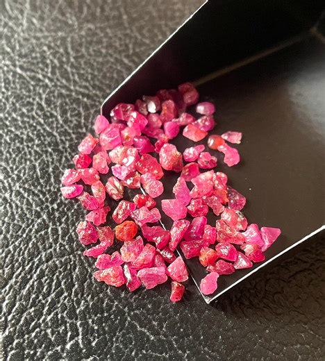 75 Pcs~100natural Ruby Rough Crystals, Pink Raw Ruby Gemstones, Healing Minerals (2/3 Mm ) - Etsy