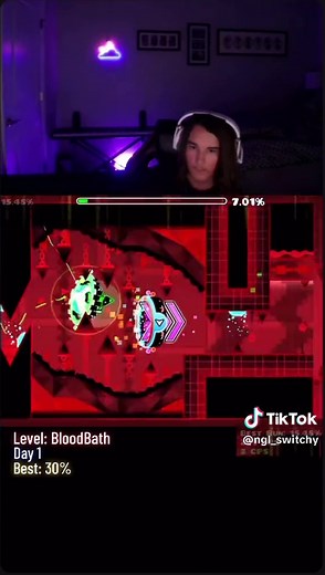 Race with Tek, Seb, Alex, and Chrus in Geometry Dash! 🏁