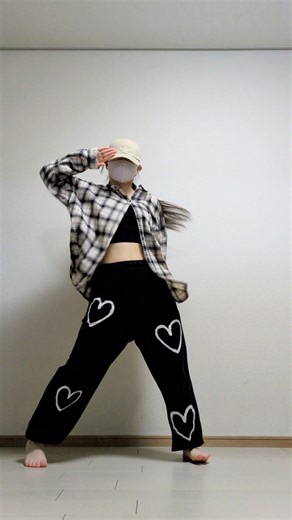 Baby DONT Cry - Shapeshifter | Dance Cover #ellendance #shorts