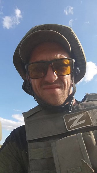 Military Training Exercises: Tactical Maneuvers in Action