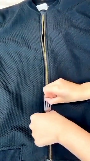 201K views · 2.6K reactions | Solve zipper problems like a pro with this handy tip. From stuck zippers to broken pulls, learn how to troubleshoot and keep your clothes looking flawless. Say goodbye to wardrobe malfunctions and hello to smooth sailing! #Hollomen #Fashion #Style #ZipperSolutions #FashionHacks | hollo_men | Facebook