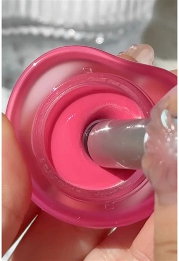 Blush Makeup Tutorial: Master the Strawberry Jelly Pot