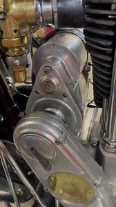 24K views · 550 reactions | The striking figure of an overhead valve Sunbeam engine. This is a 1932 500cc Model 9 with a few nice individual touches. Thanks to Daniel Hungerbuehler for the sending over the video. #motorcycleporn #sunbeammotorcycle #sunbeammotorcycles #sunbeammodel9 #overheadvalve #1930s #vintagemotorcycle #vintagemotorcycles #oldbikes #girderfork | The Girder Club | Facebook