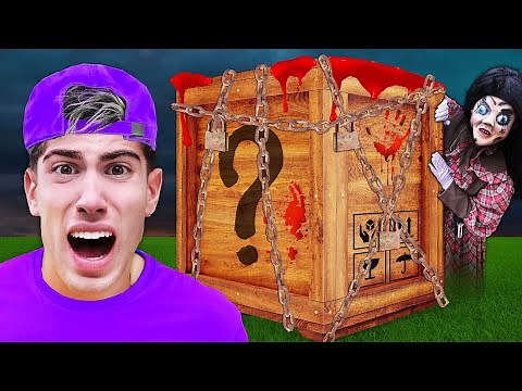 I BOUGHT A MYSTERY BOX FROM THE DEEP WEB !!