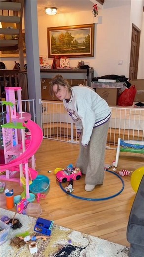 MERRY CHRISTMAS U FILTHY ANIMALS