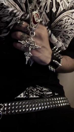 Explore Y2K Goth Jewelry Styles for Alternative Fashion