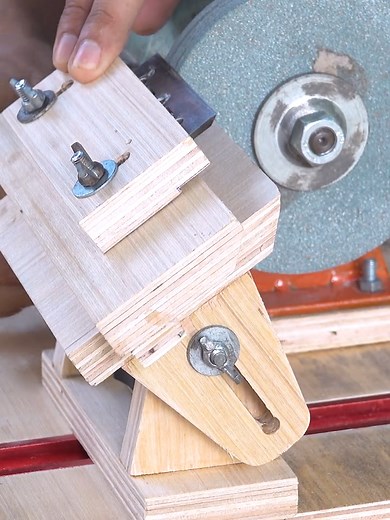 DIY Planer Blade Sharpening JIG - Woodworking Tips and Tricks Part1