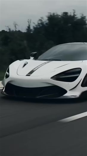 McLaren 720S: Unleashing Power and Precision